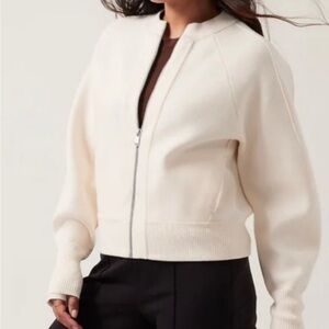 NWT Athleta XXS sequoia sweater cream